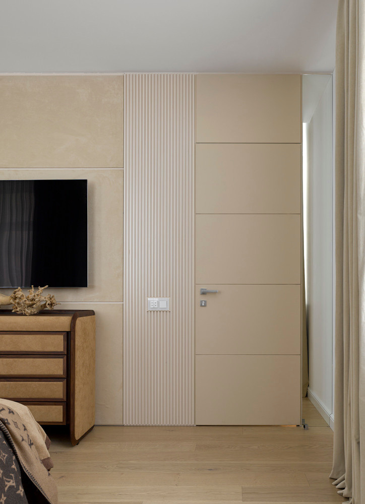 Объясняем: Зачем здесь зеркало