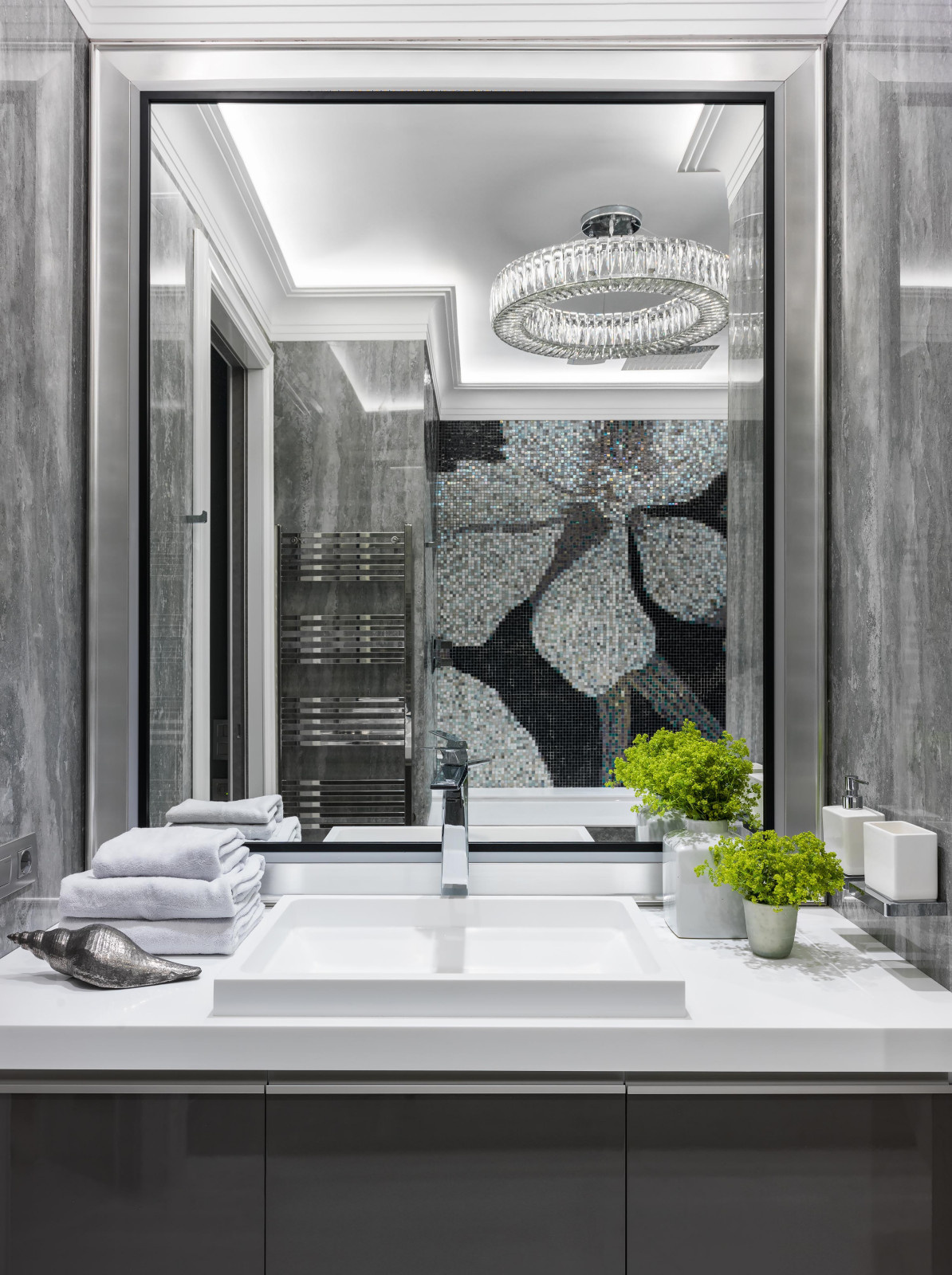 Оттенки Серого