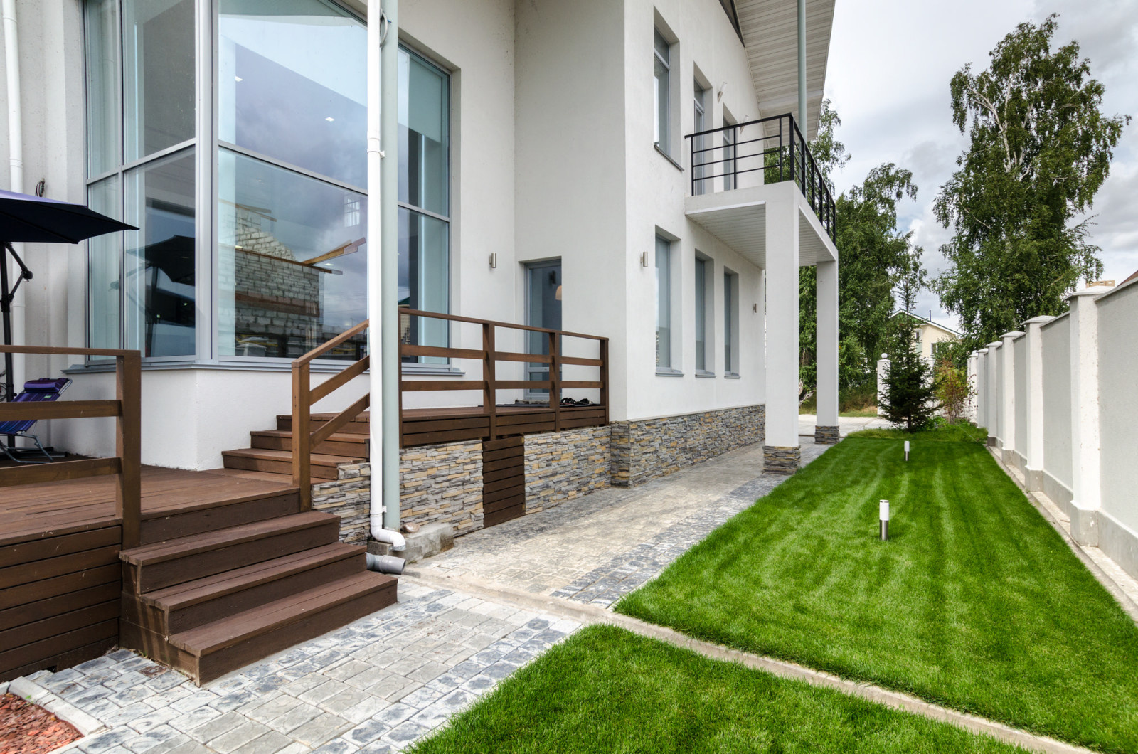 Жилой дом на берегу моря г. Новосибирск