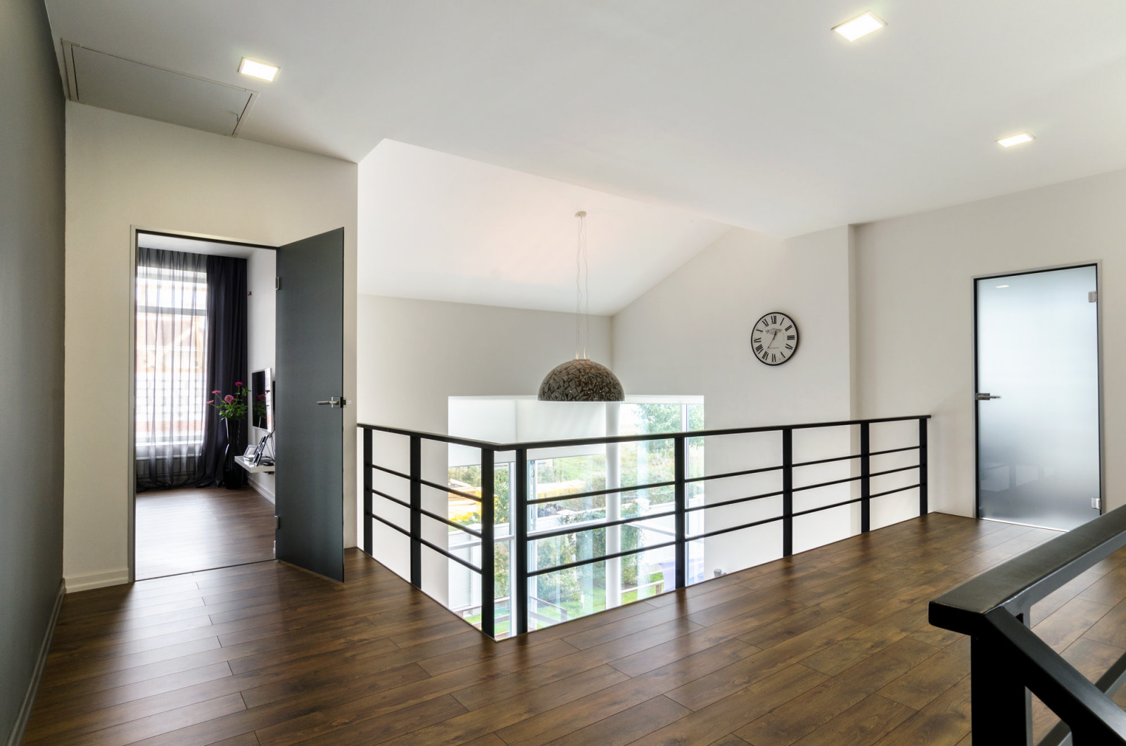 Жилой дом на берегу моря г. Новосибирск