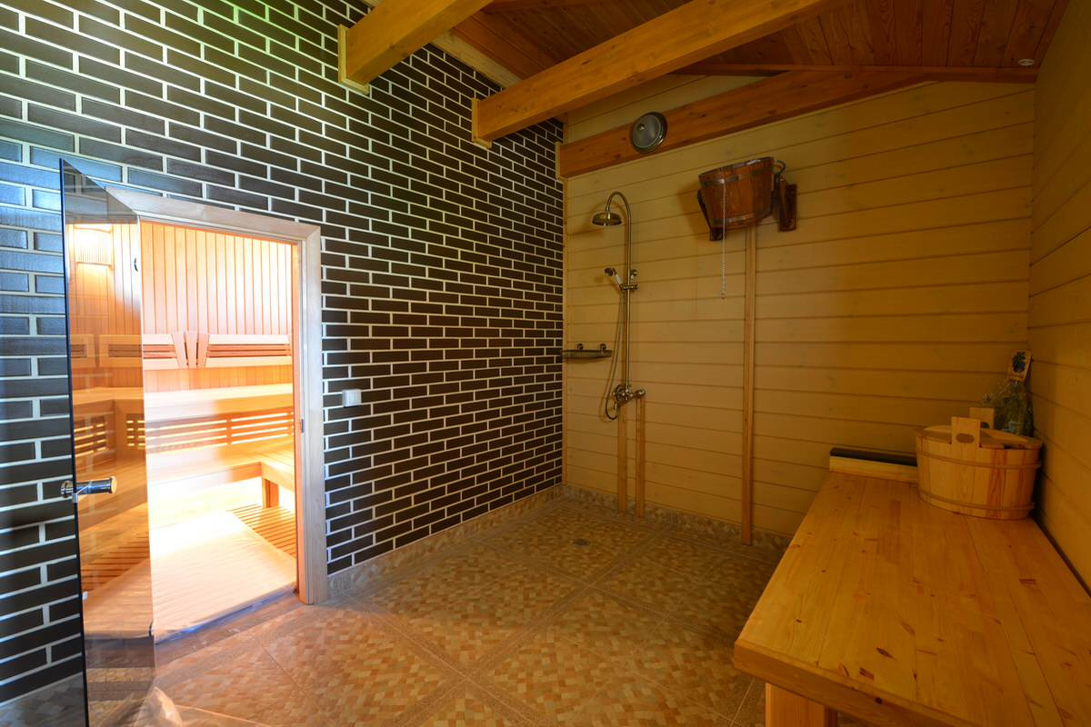 Бани из клееного бруса