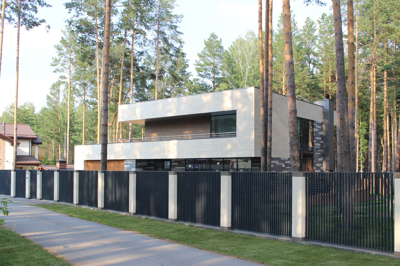 Чстный жилой дом