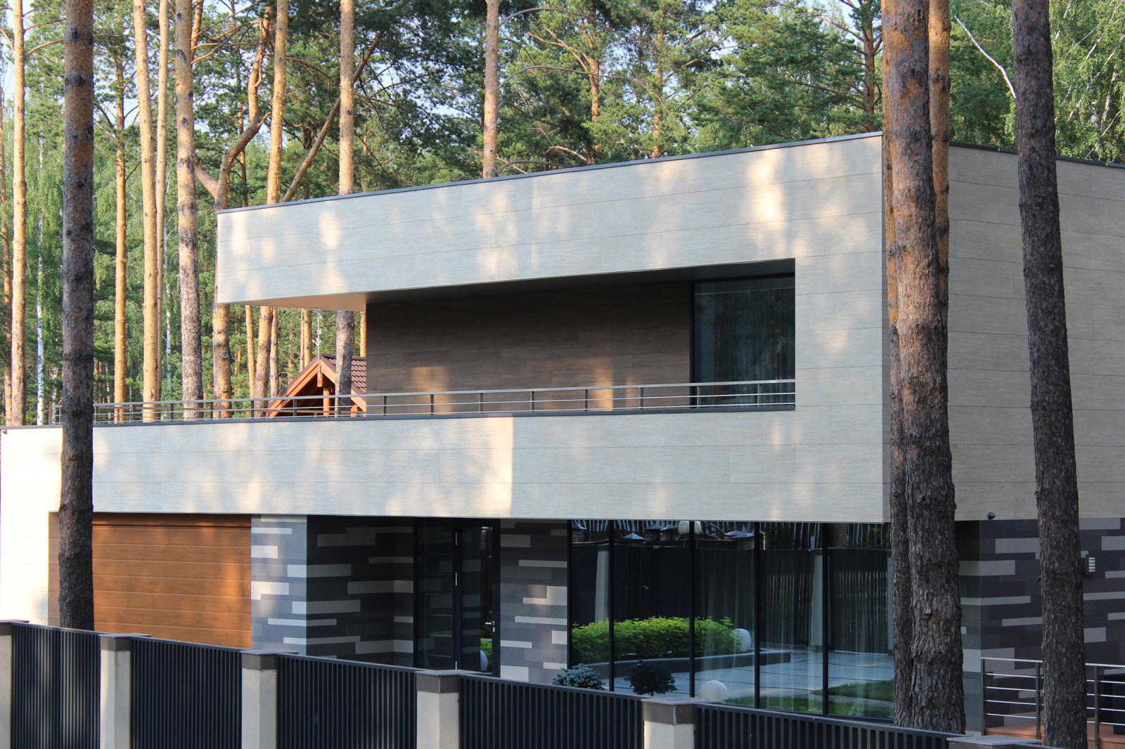 Чстный жилой дом