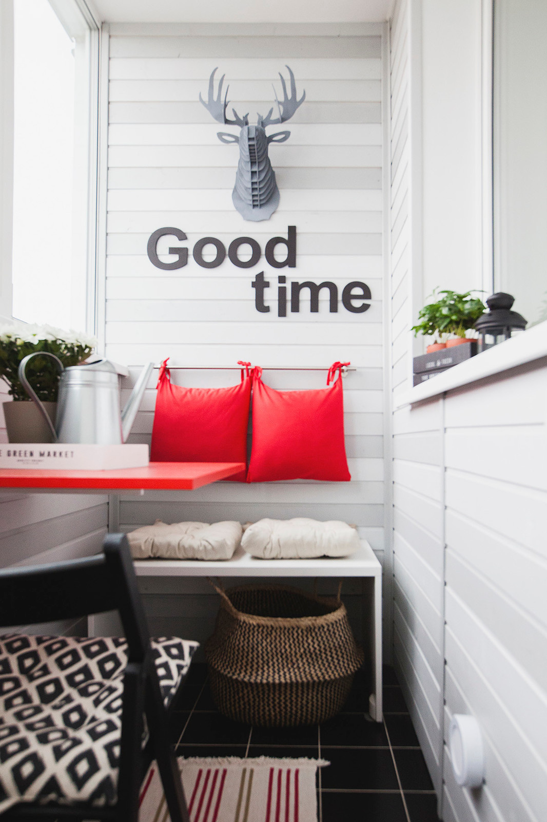 35: кухня в коридоре и спальня в нише