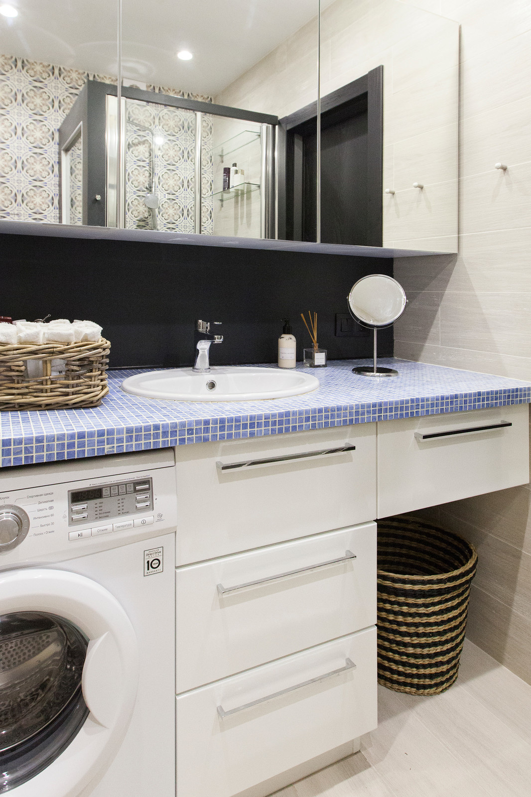 Обложка проекта: 35: кухня в коридоре и спальня в нише