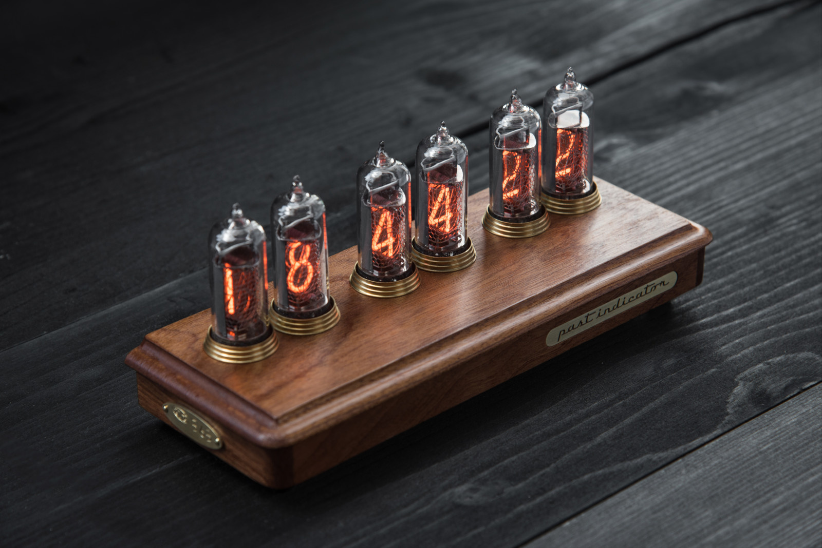 Vostok-2 Black Nixie Clock