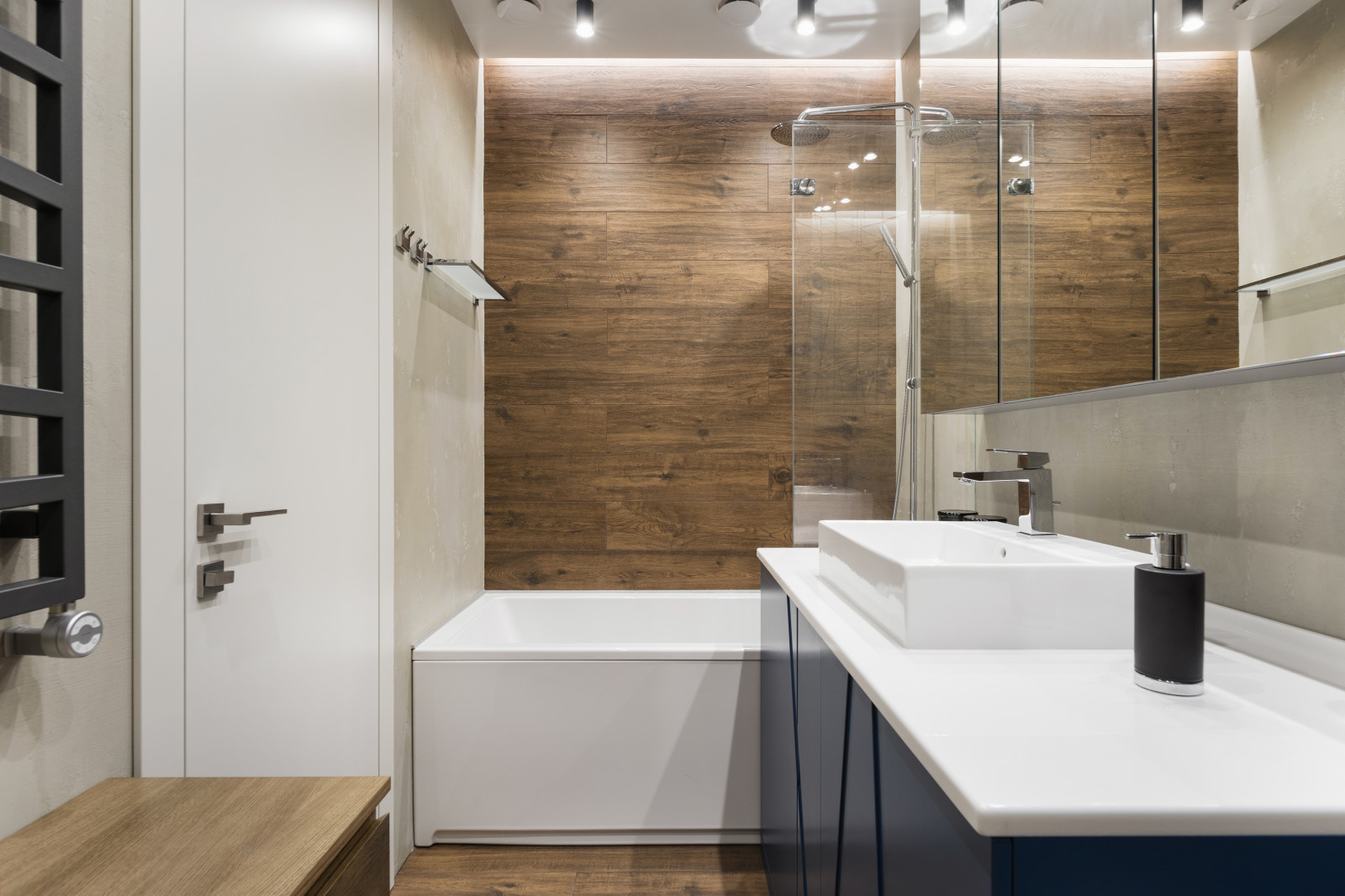 Обложка альбома: Bathroom