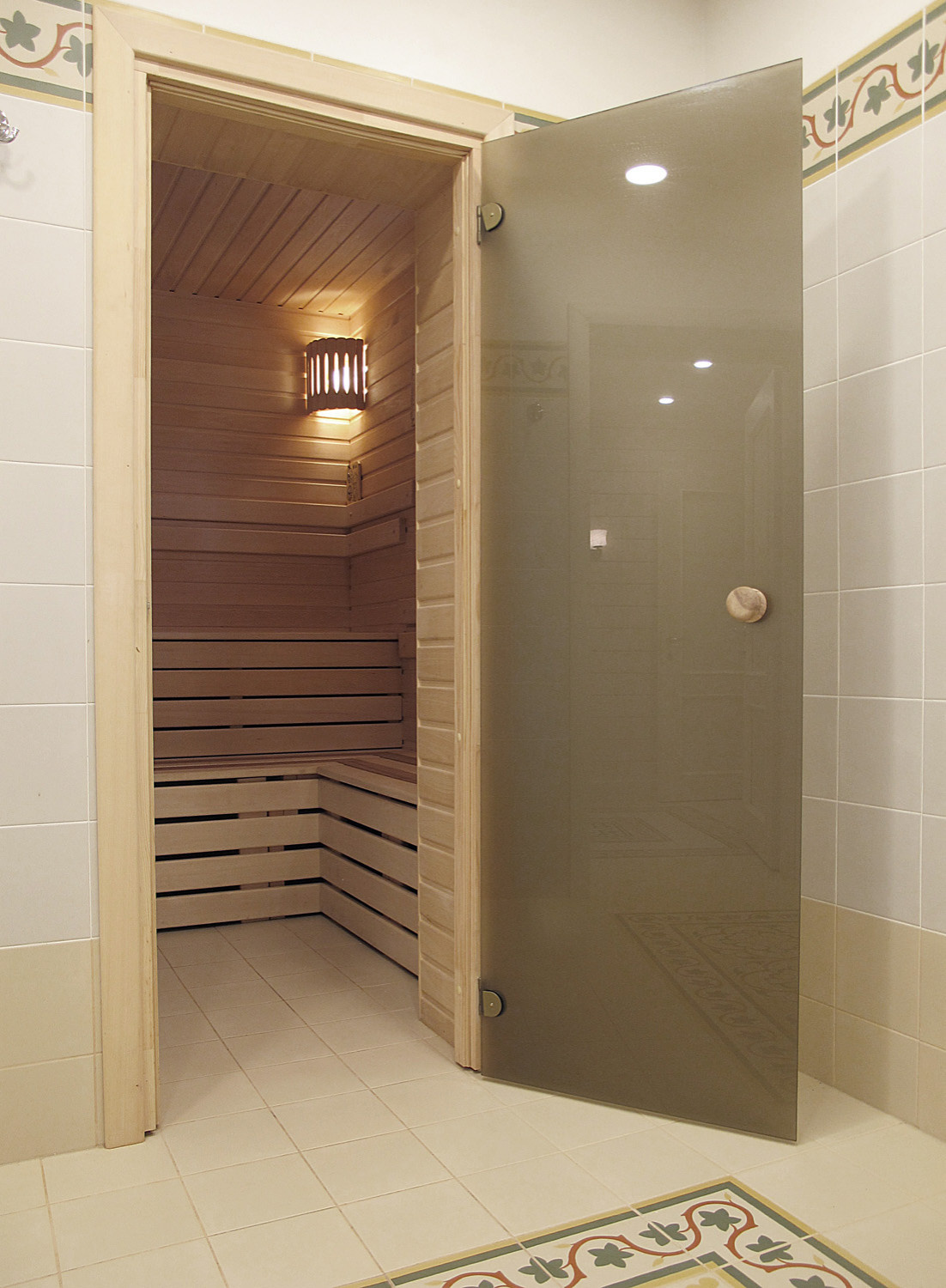 Одноэтажный загородный дом с баней