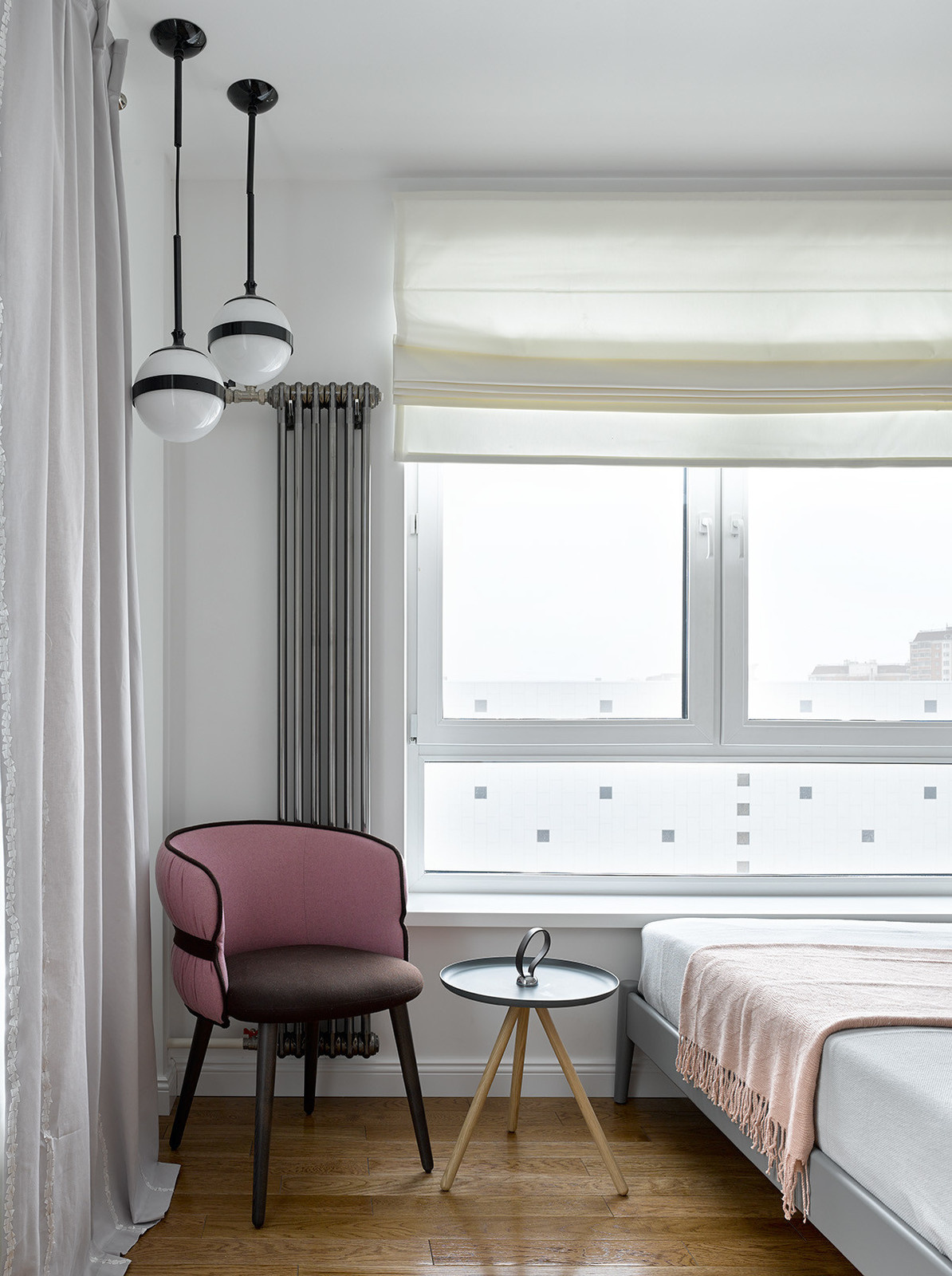 Houzz тур: Угловая «двушка», которую сделали трёхкомнатной