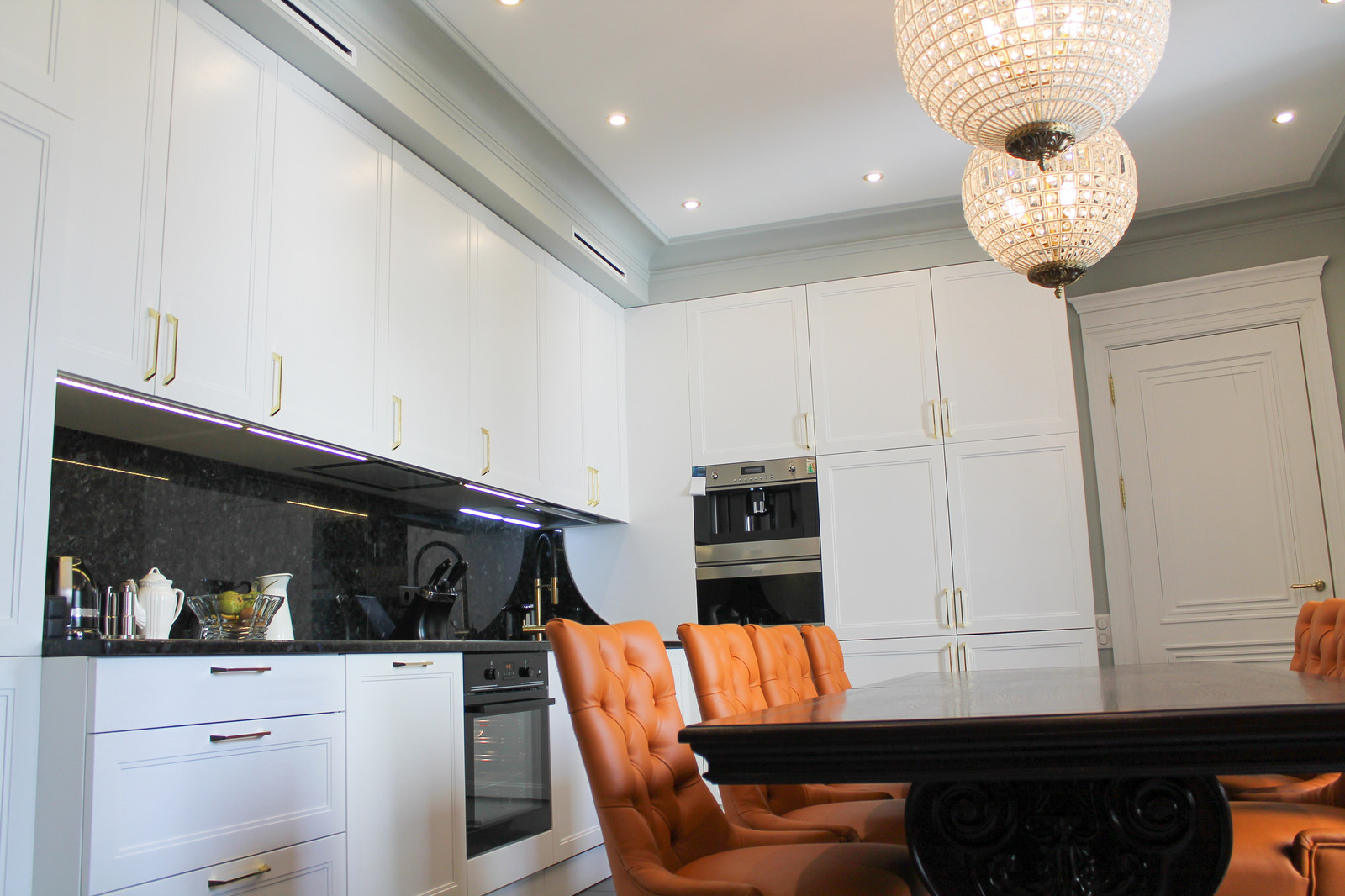 Современная классика в черно-белом исполнении