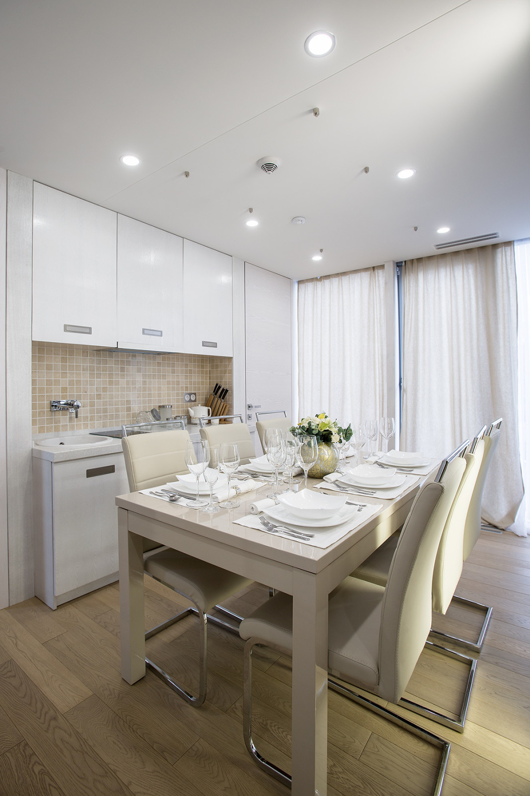 Леонид Мельников