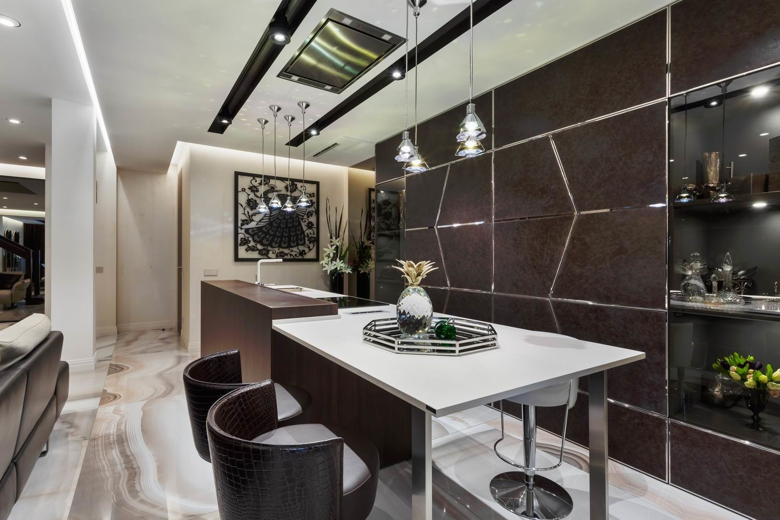 ИЗЯЩНЫЙ ШИК