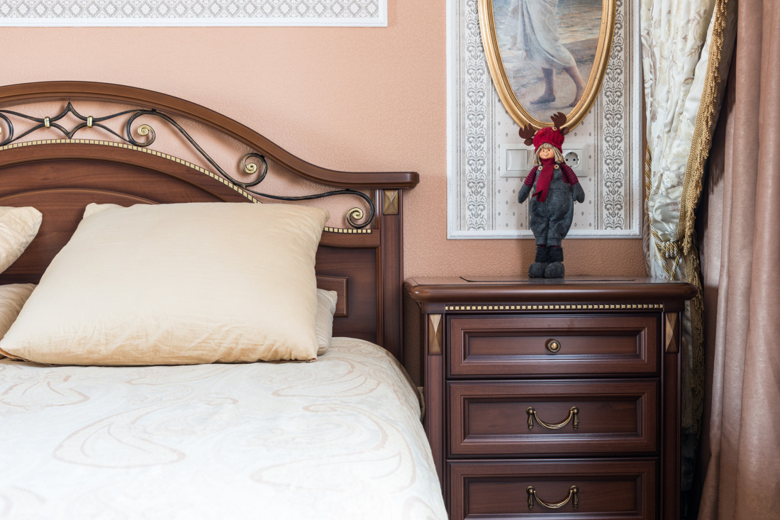 Спальня в классическом стиле