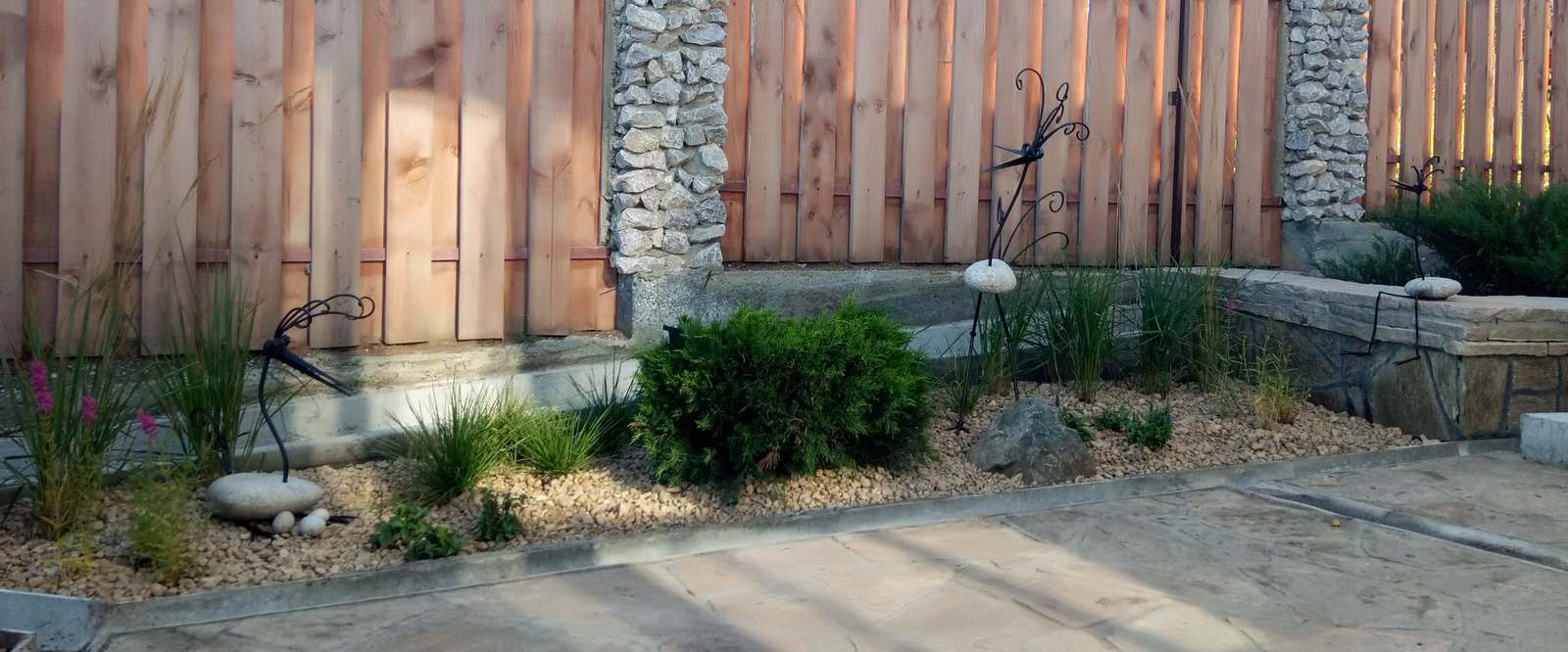 Дом на берегу реки