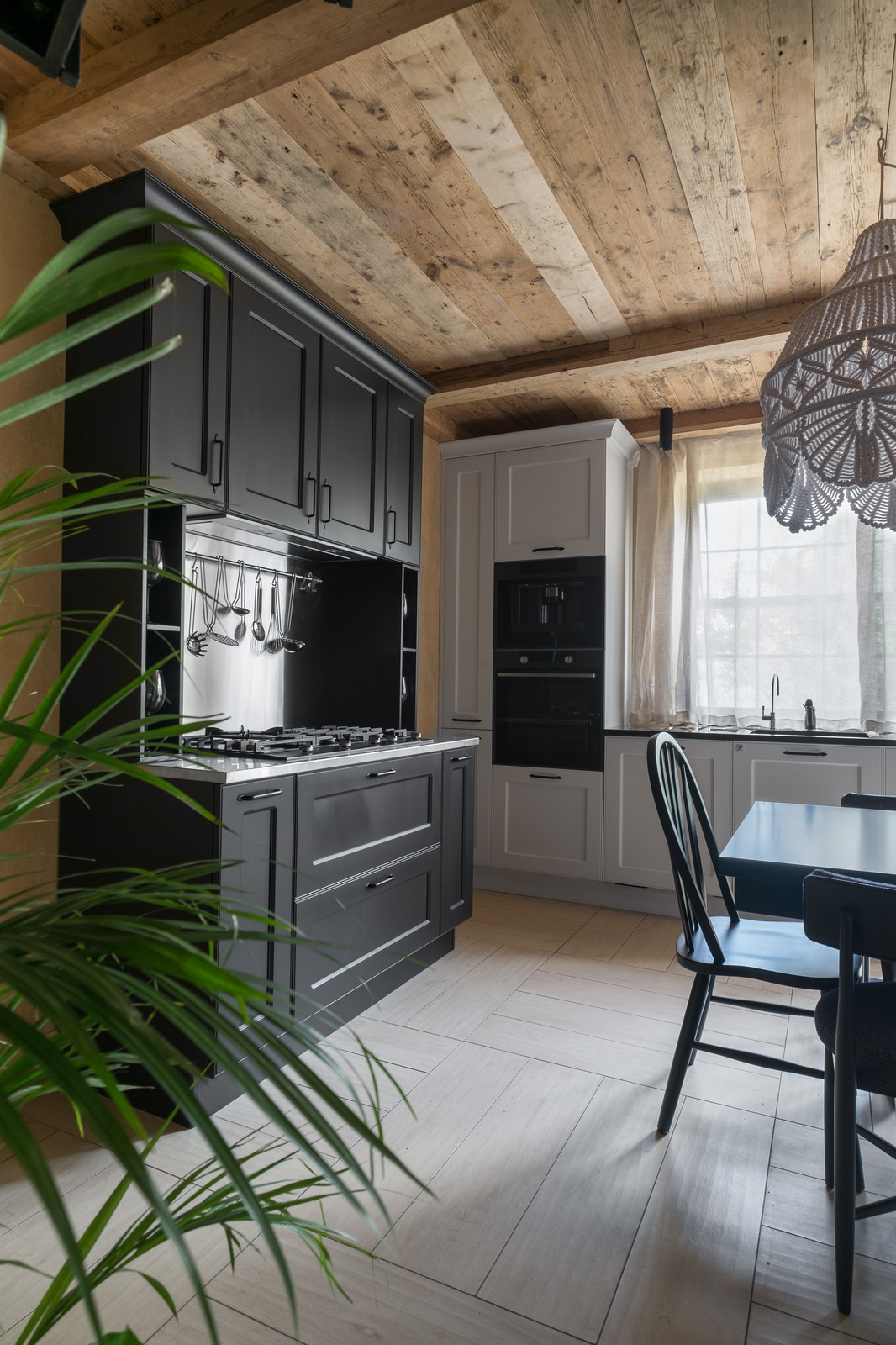 Проект недели: Кухня-гостиная в голландском стиле