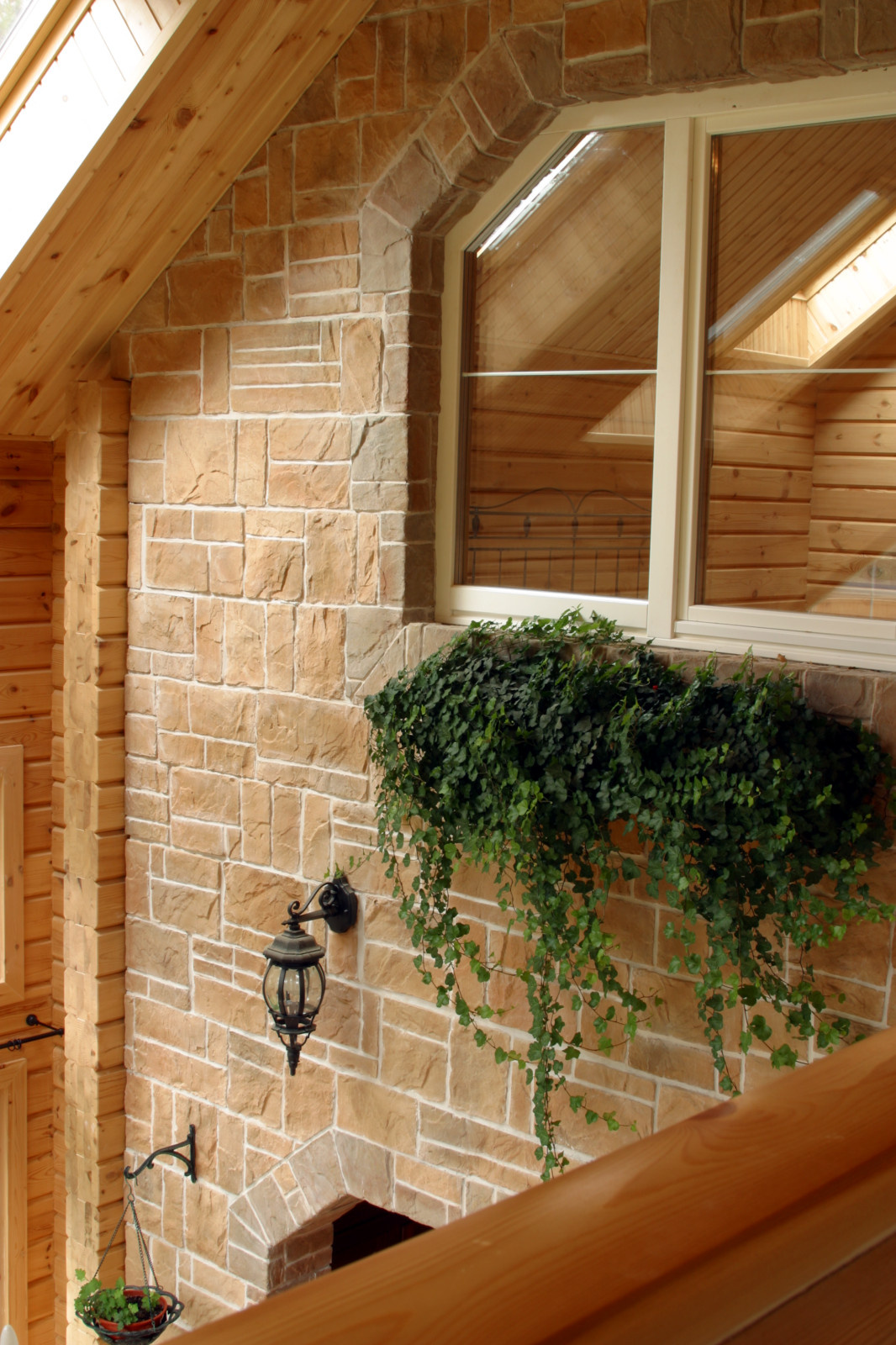 Деревянные окна в домах из клееного бруса