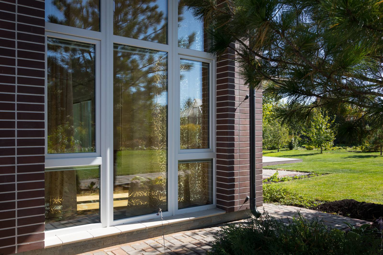 Дом у озера