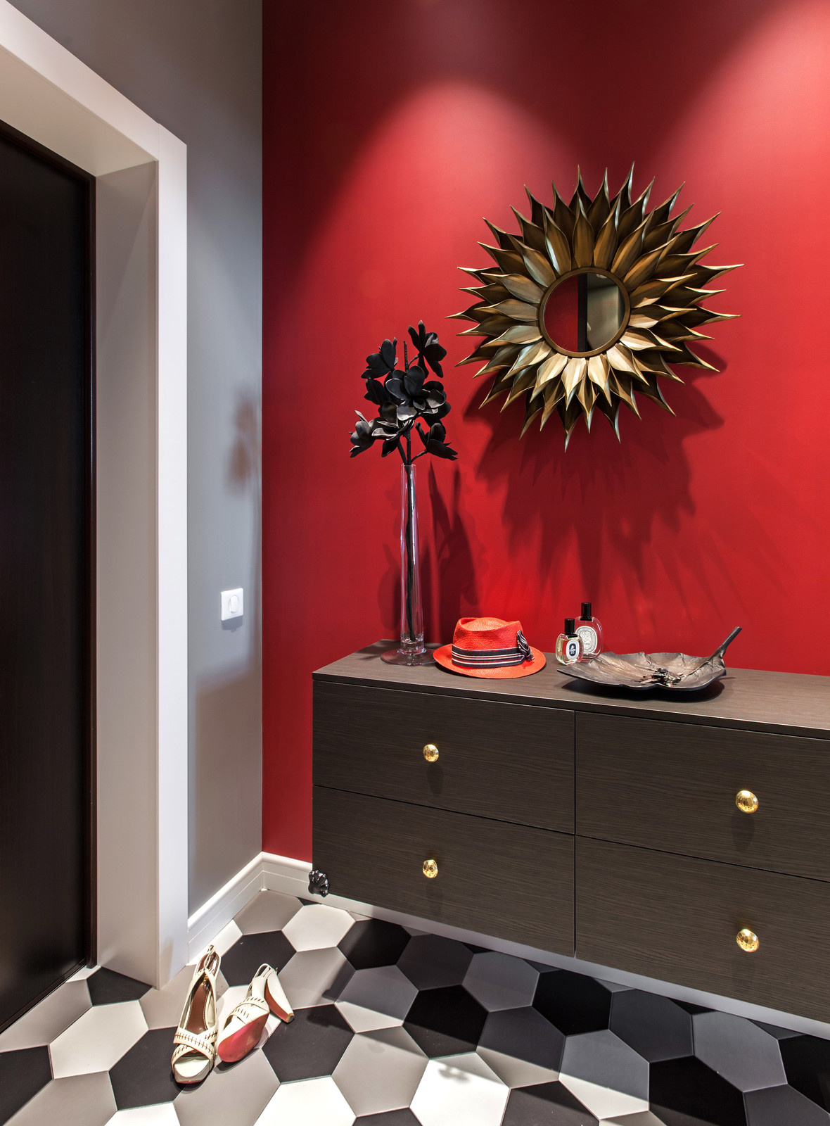 Супер яркая квартира. Сколково парк