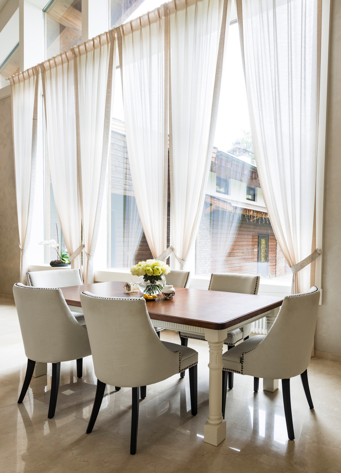 Кухня в загородный дом