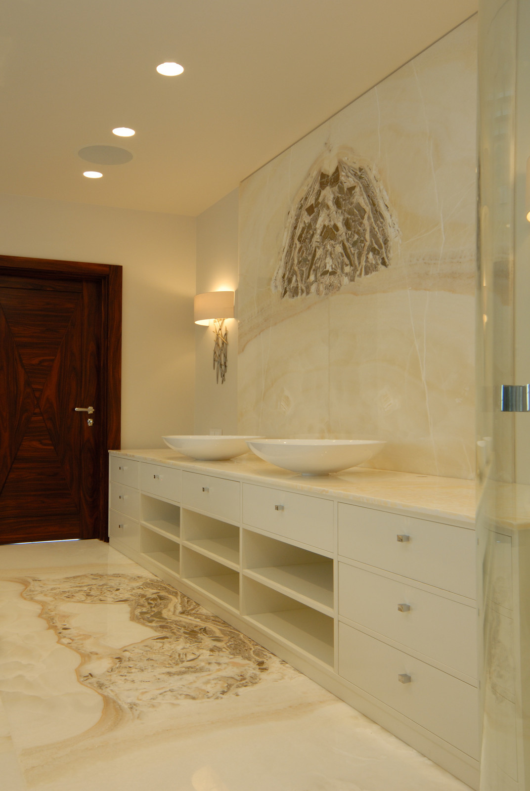 Ванная комната White Onyx