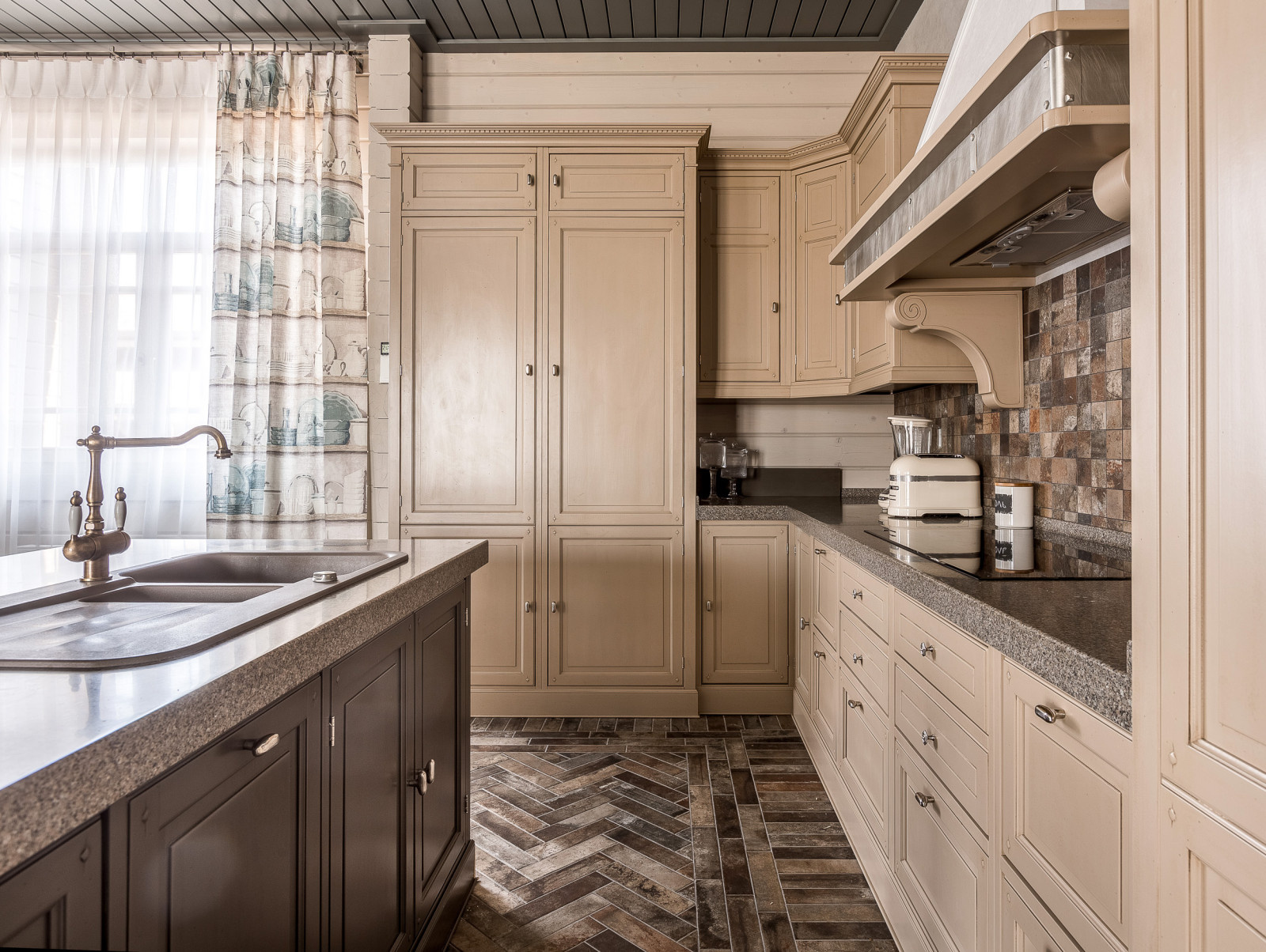 Дом на Волге