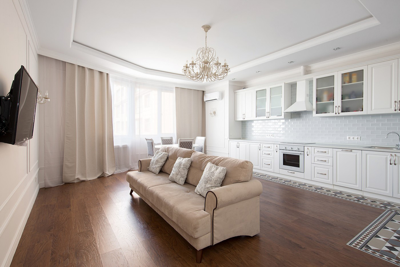 Двухкомнатная квартира с белым кирпичом