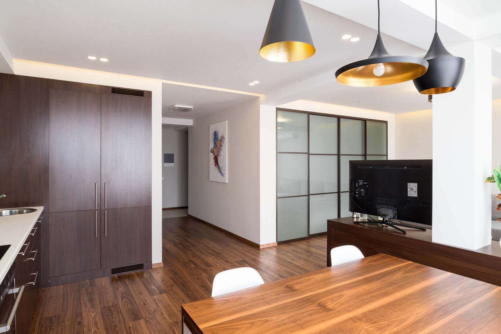 КВАРТИРА ДЛЯ ХОЛОСТЯКА