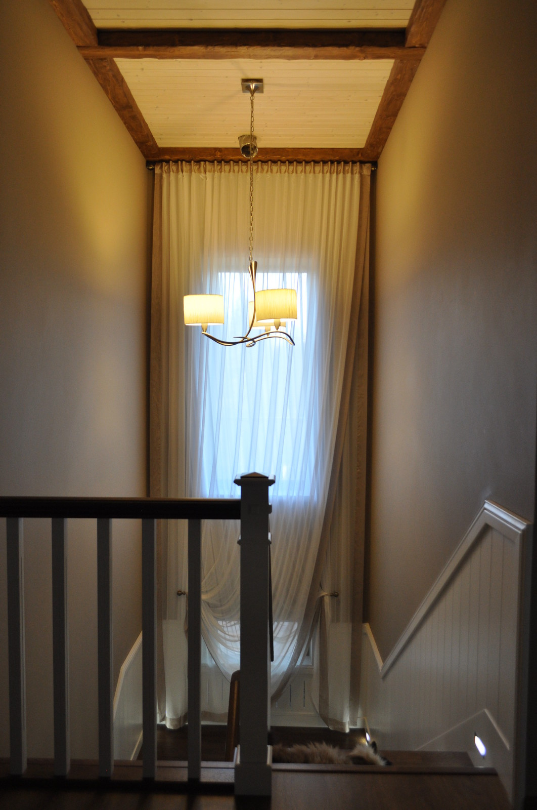 Обложка проекта: Декорирование лестничных проемов