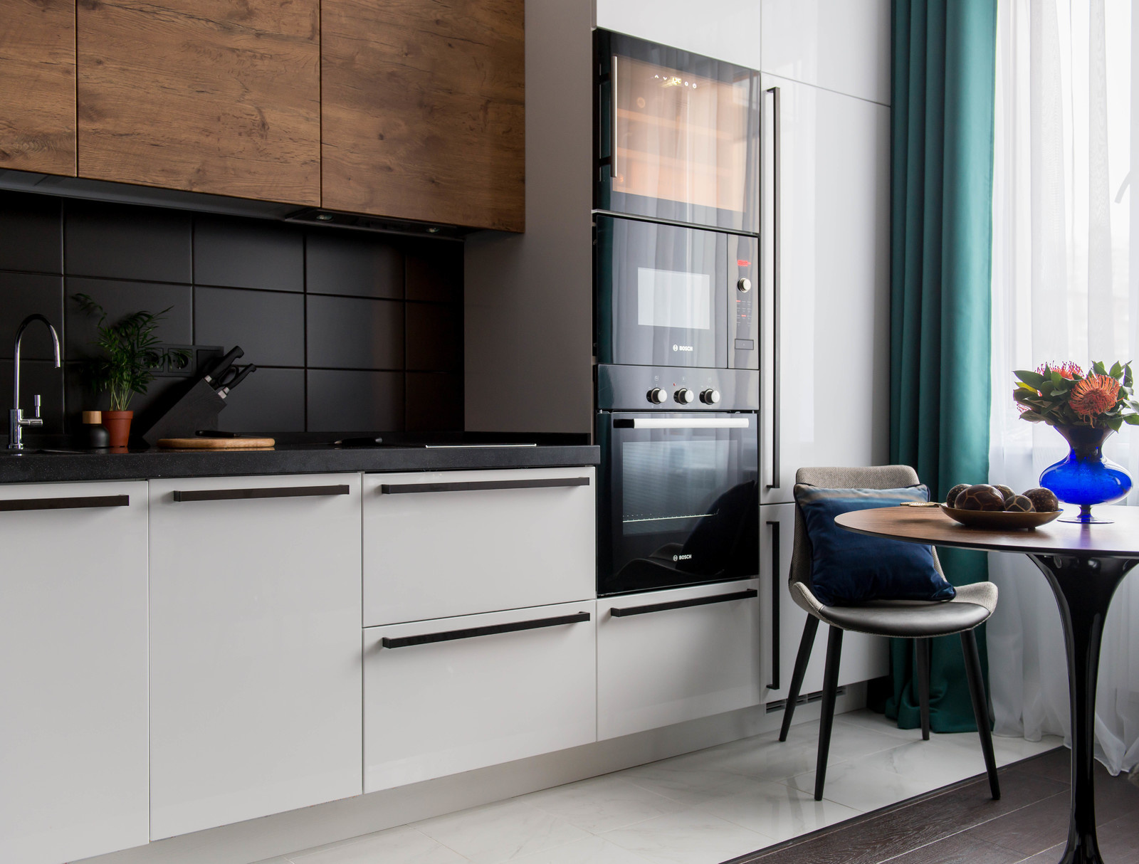 Цена кухни с фото: На что здесь потратили 1 279 988 ₽