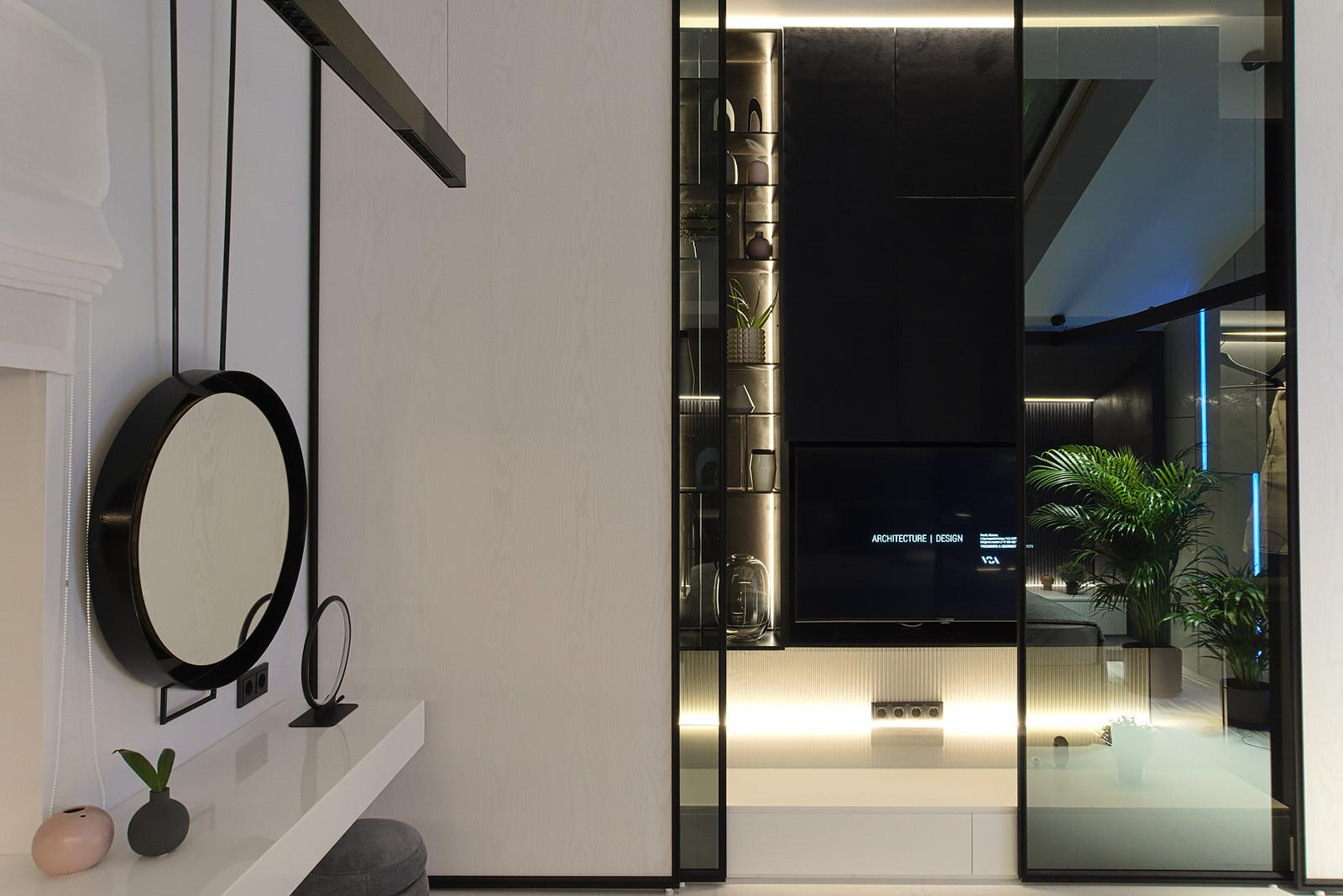 Пещера под водопадом