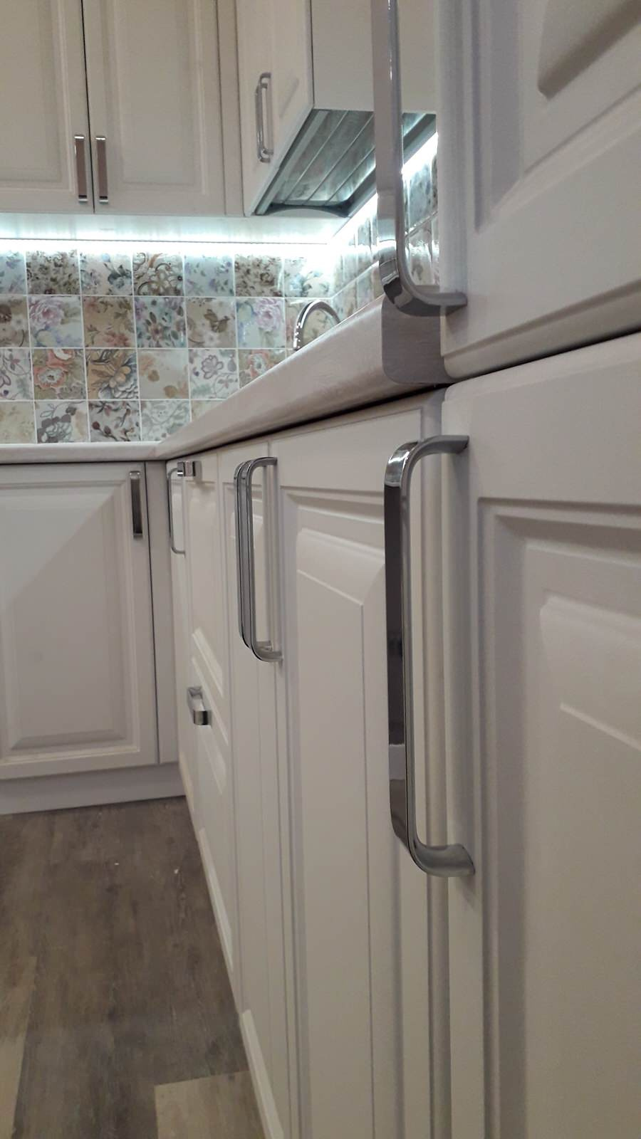 Кухня на заказ - Современная классика