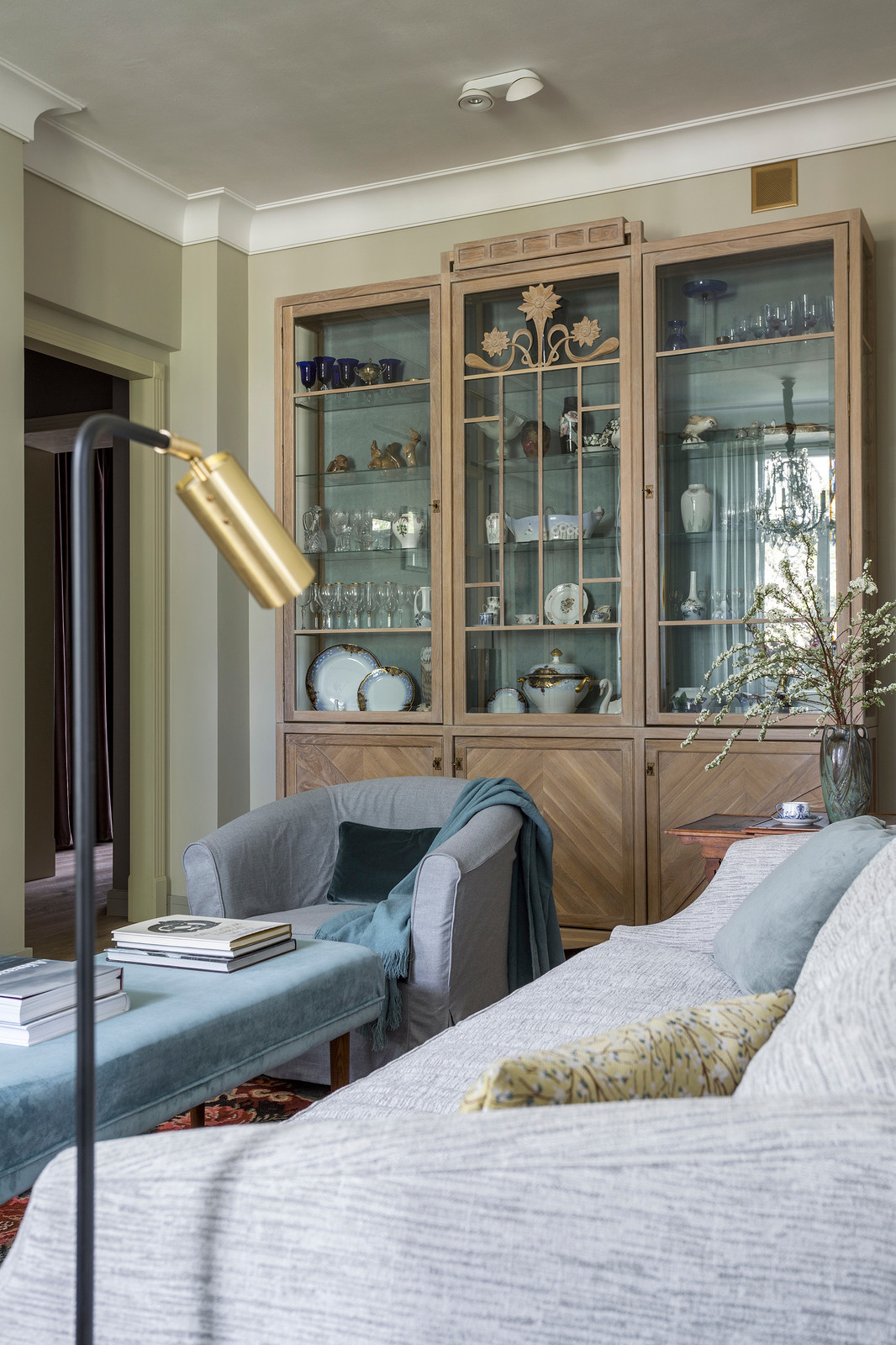 Квартира 80 м2 в старинном доме в центре Москвы