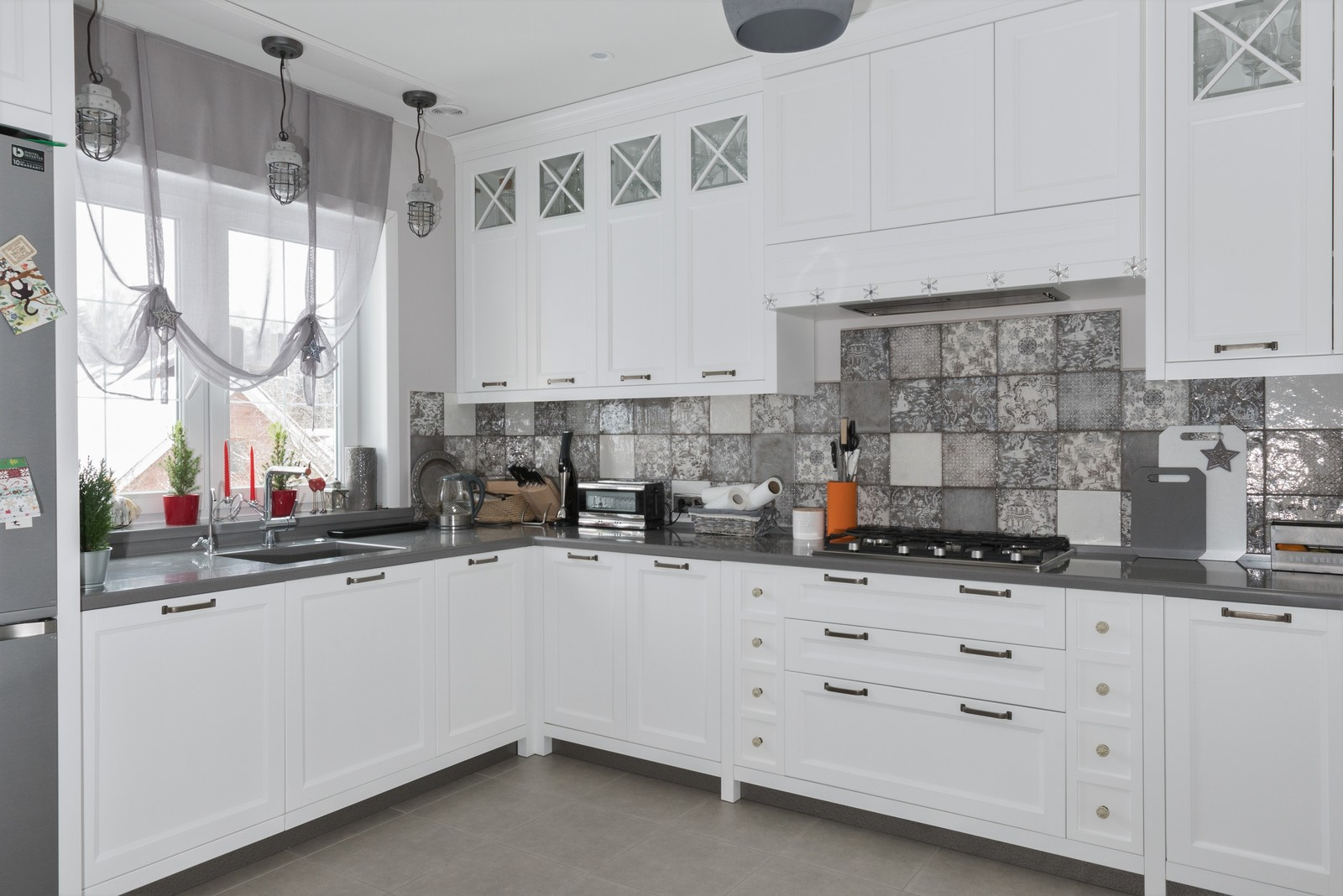 Кухня в загородный дом в скандинавском стиле