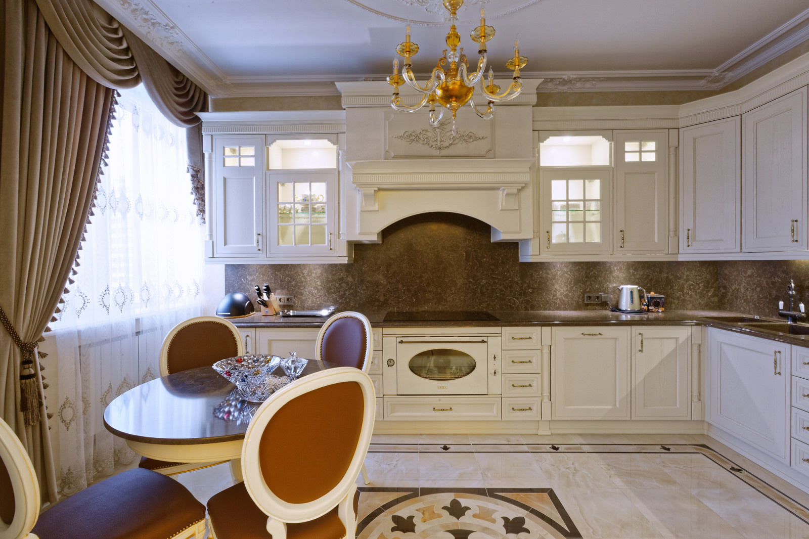 Victoria в теплых тонах