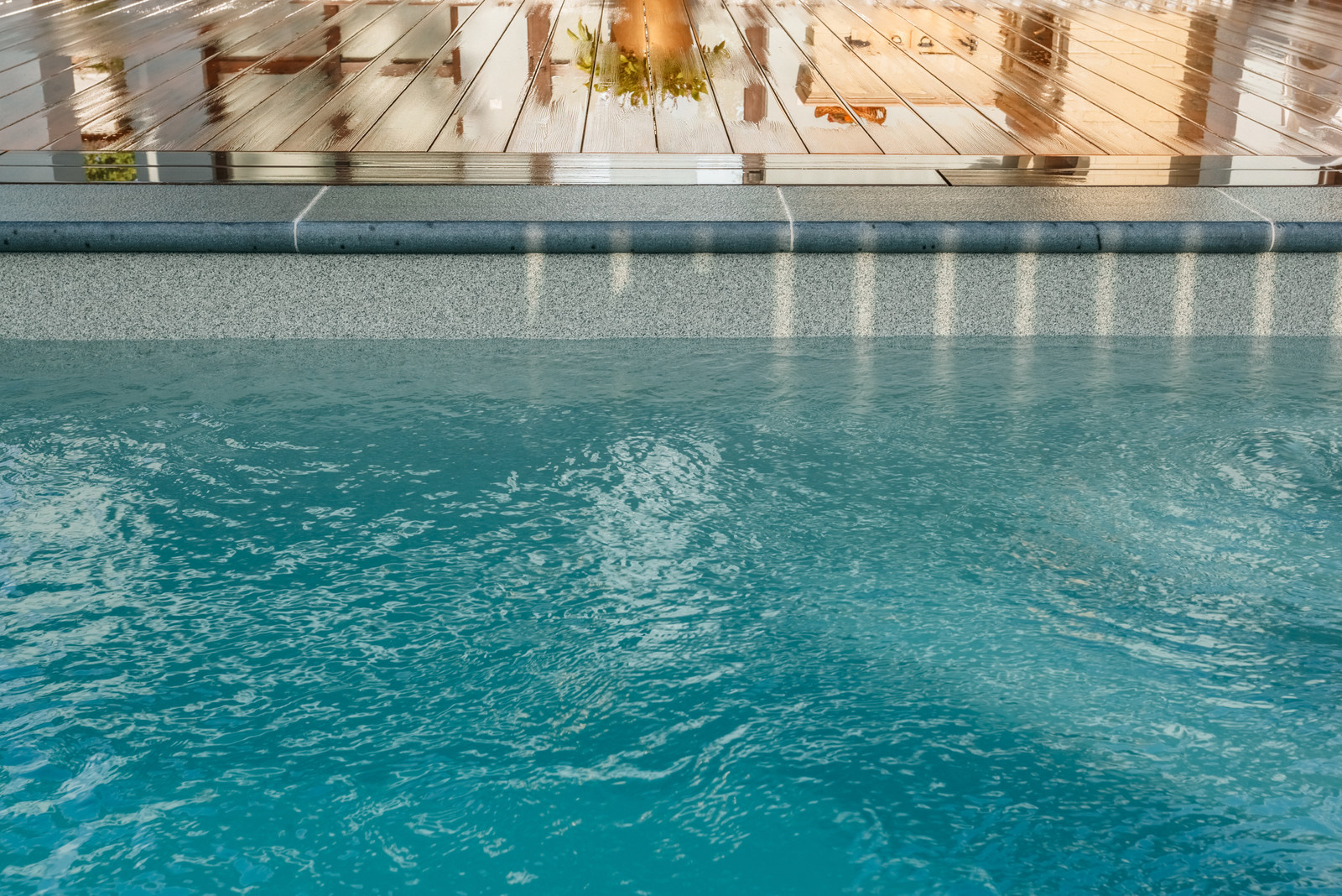 Бассейн на даче