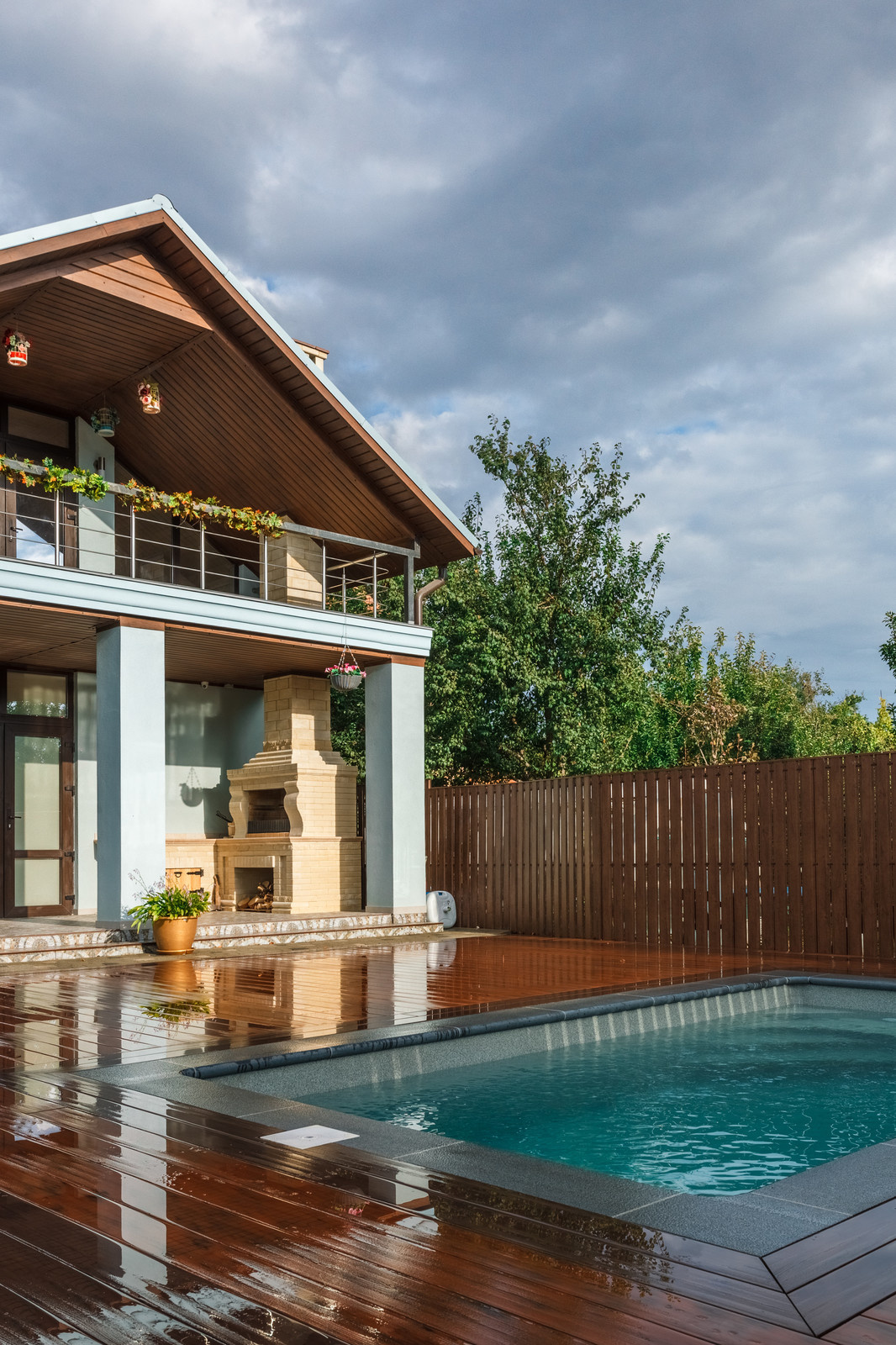 Бассейн на даче