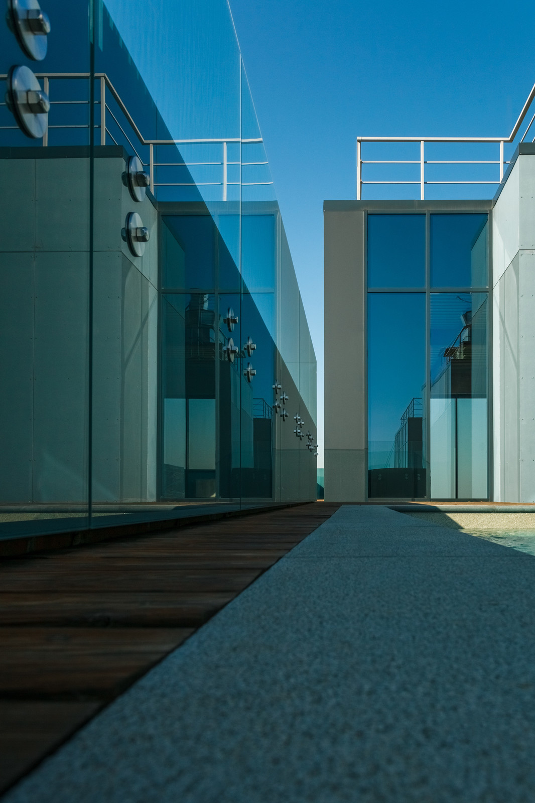 Дом на Онежской, терраса с бассейном на крыше