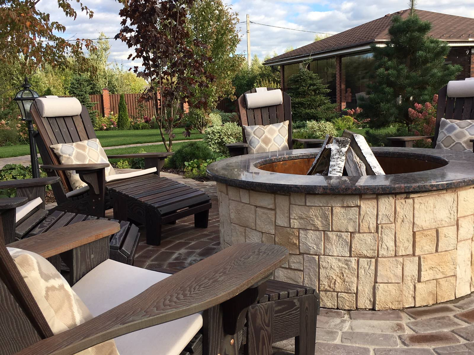 Кострище на загородном участке