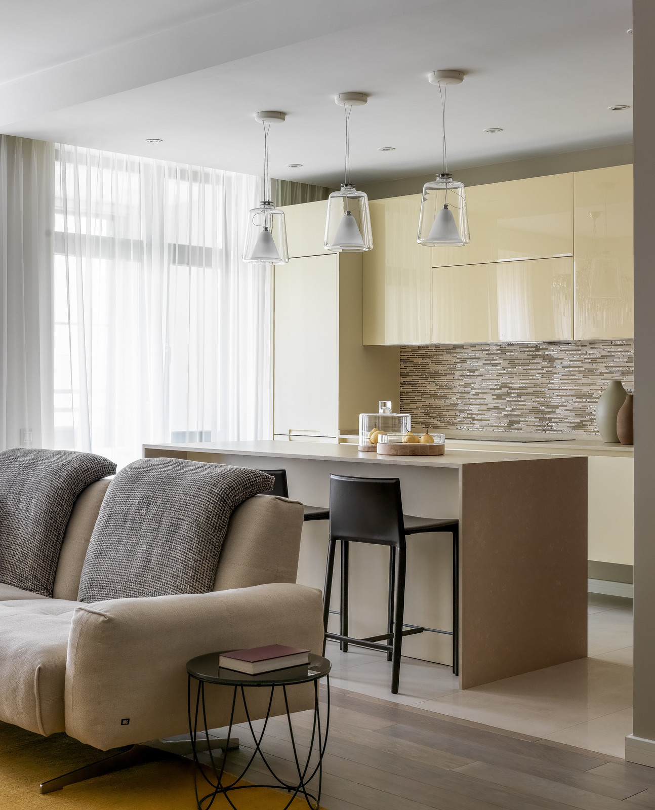 С ароматом лимона