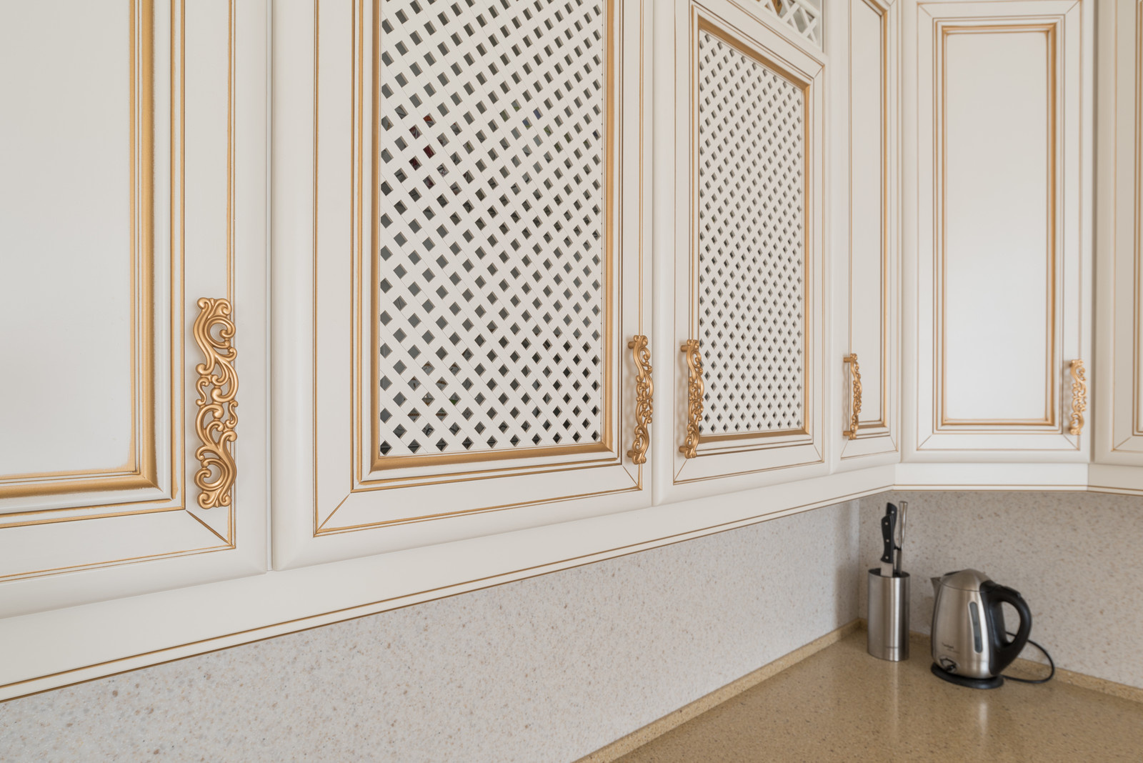 Роскошная кухня с островом