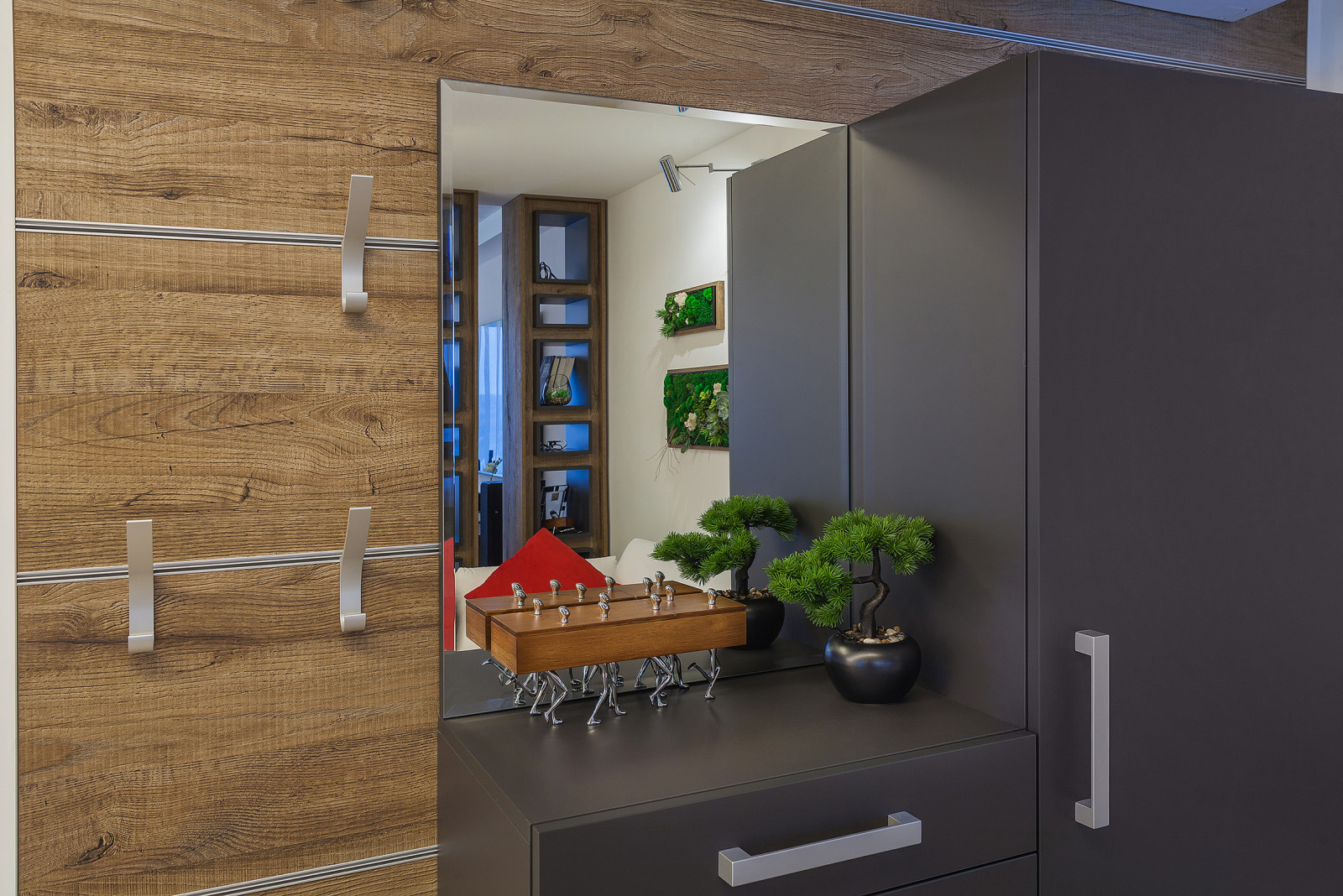 Мебель и стеллажи для гостиной