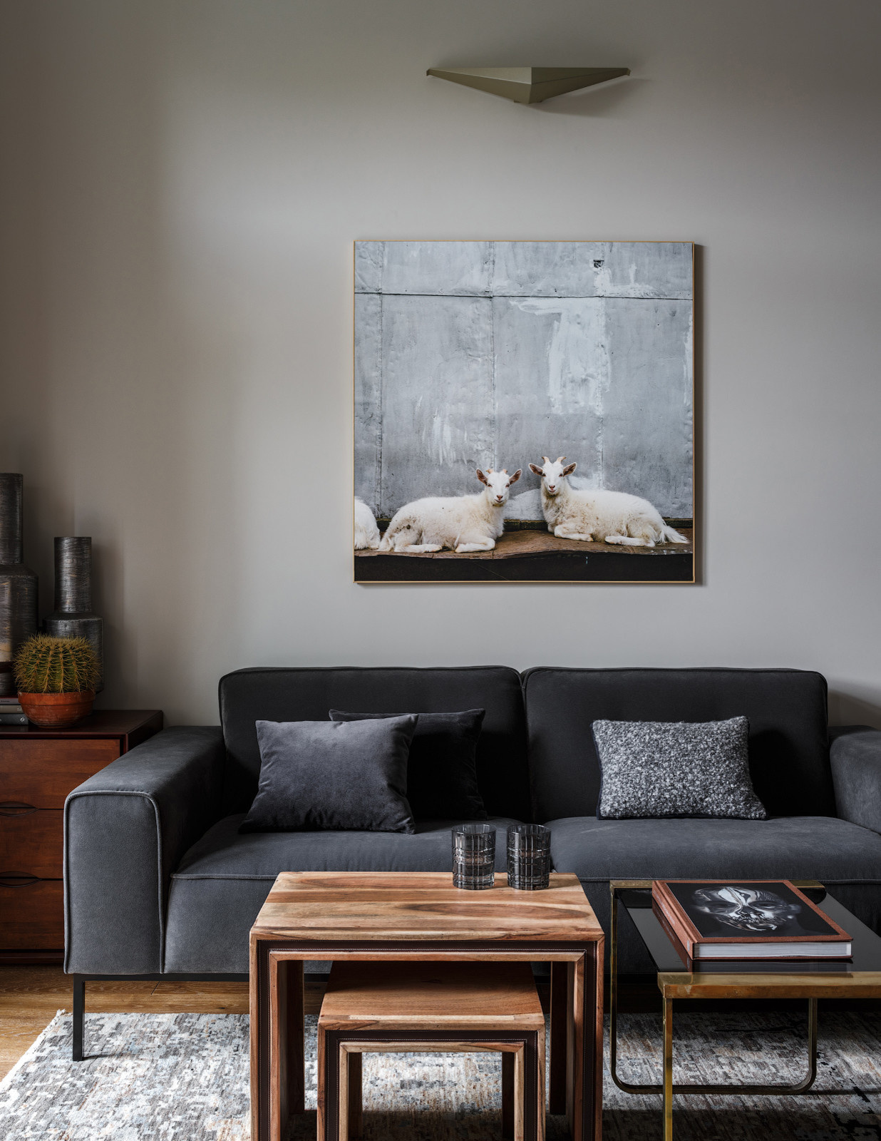 Houzz тур: Крошка-квартира с нордическим монохромом