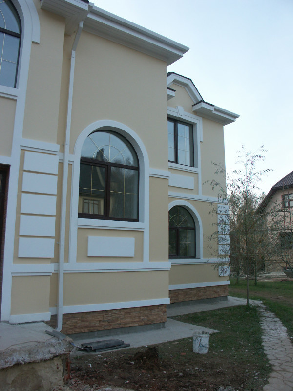Реконструкция фасада дома.