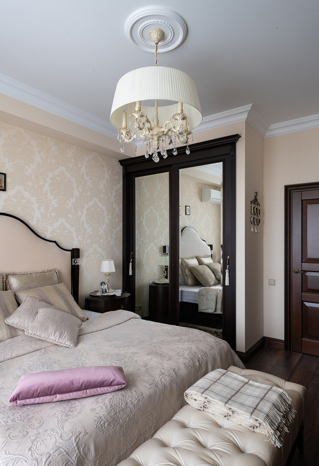 Классика для семьи из трех поколений