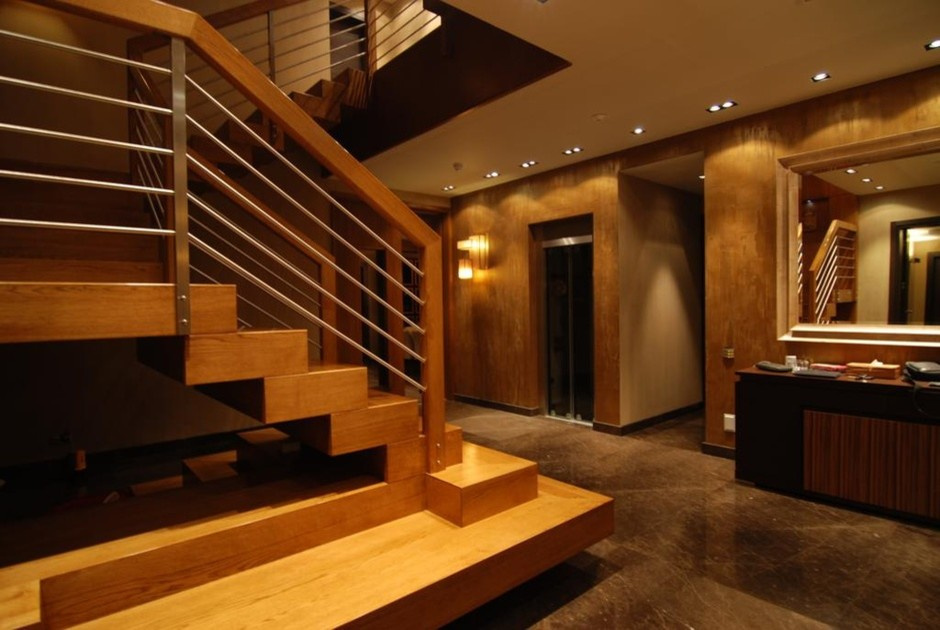 Холл с лестницей Staircase