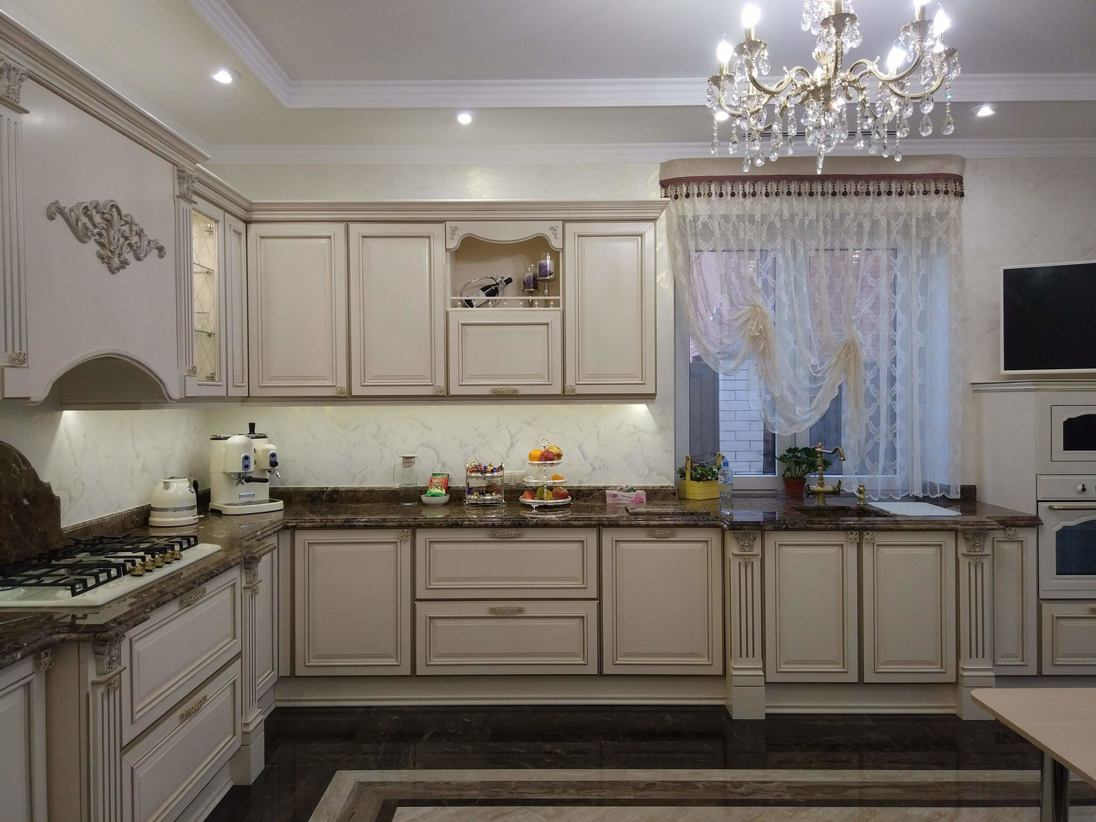 Мастерская современной кухни