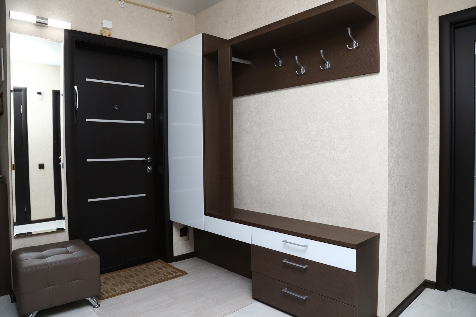 Обложка проекта: Прихожая