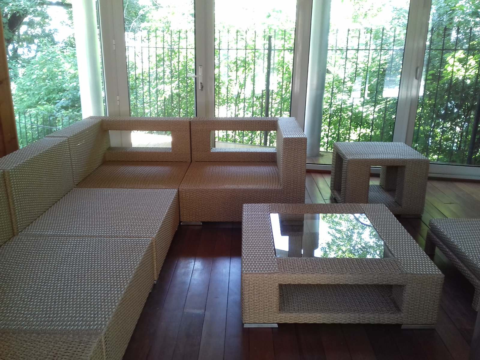 Плетеная мебель для террасы