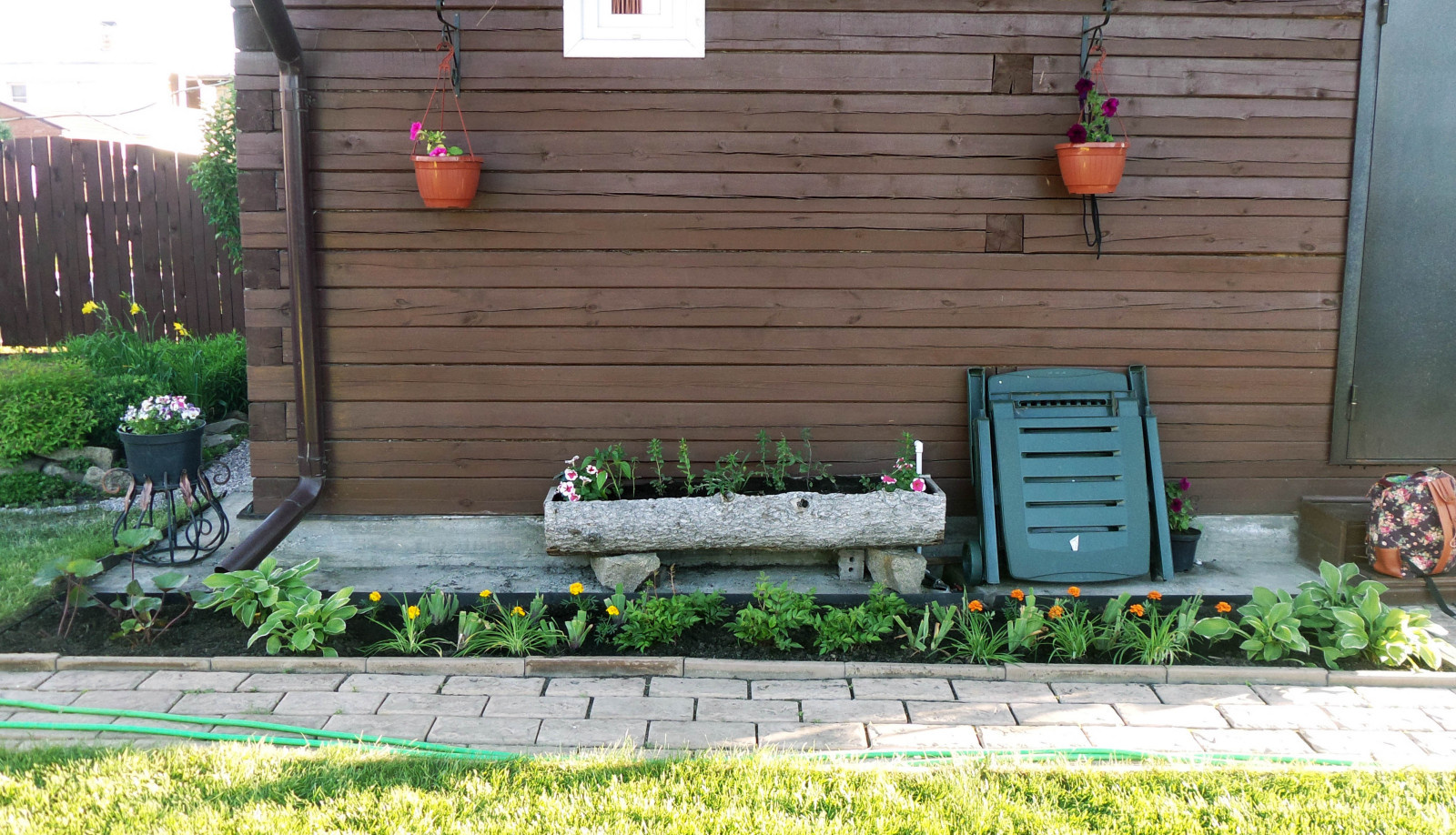 Цветники и композиции