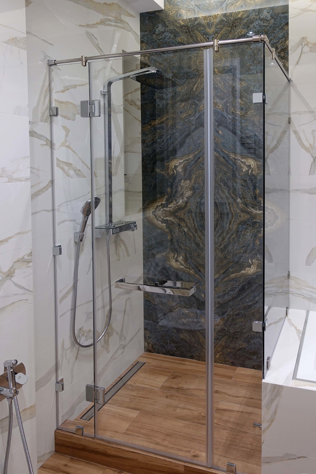 Город Яхт. Реализация.